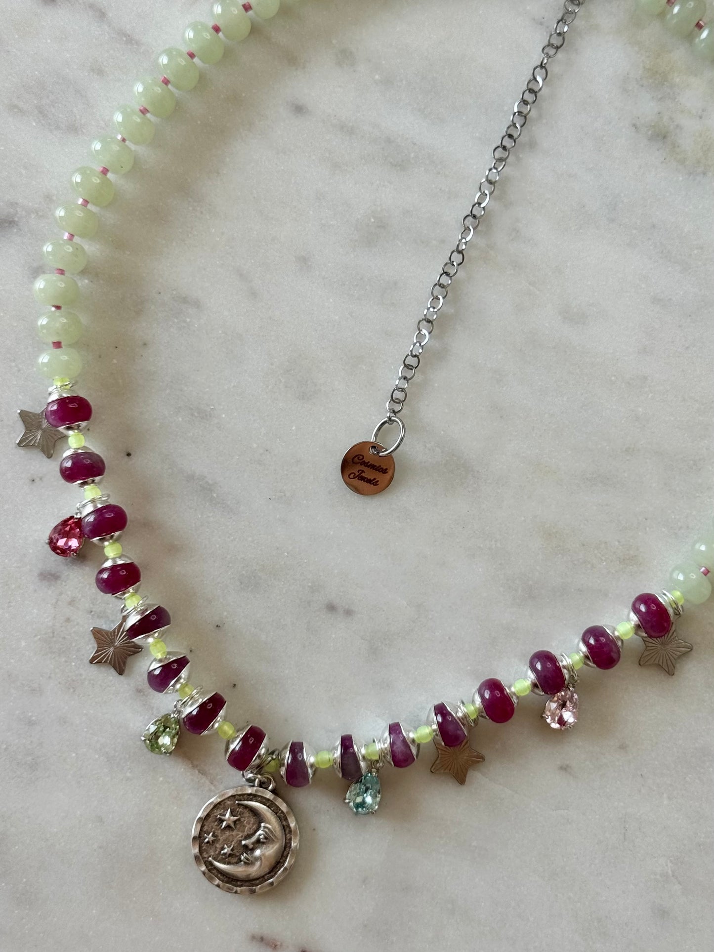 Collier Charms Jade — L’harmonie qui traverse les âges