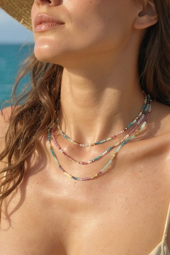 Colliers fins en pierres naturelles