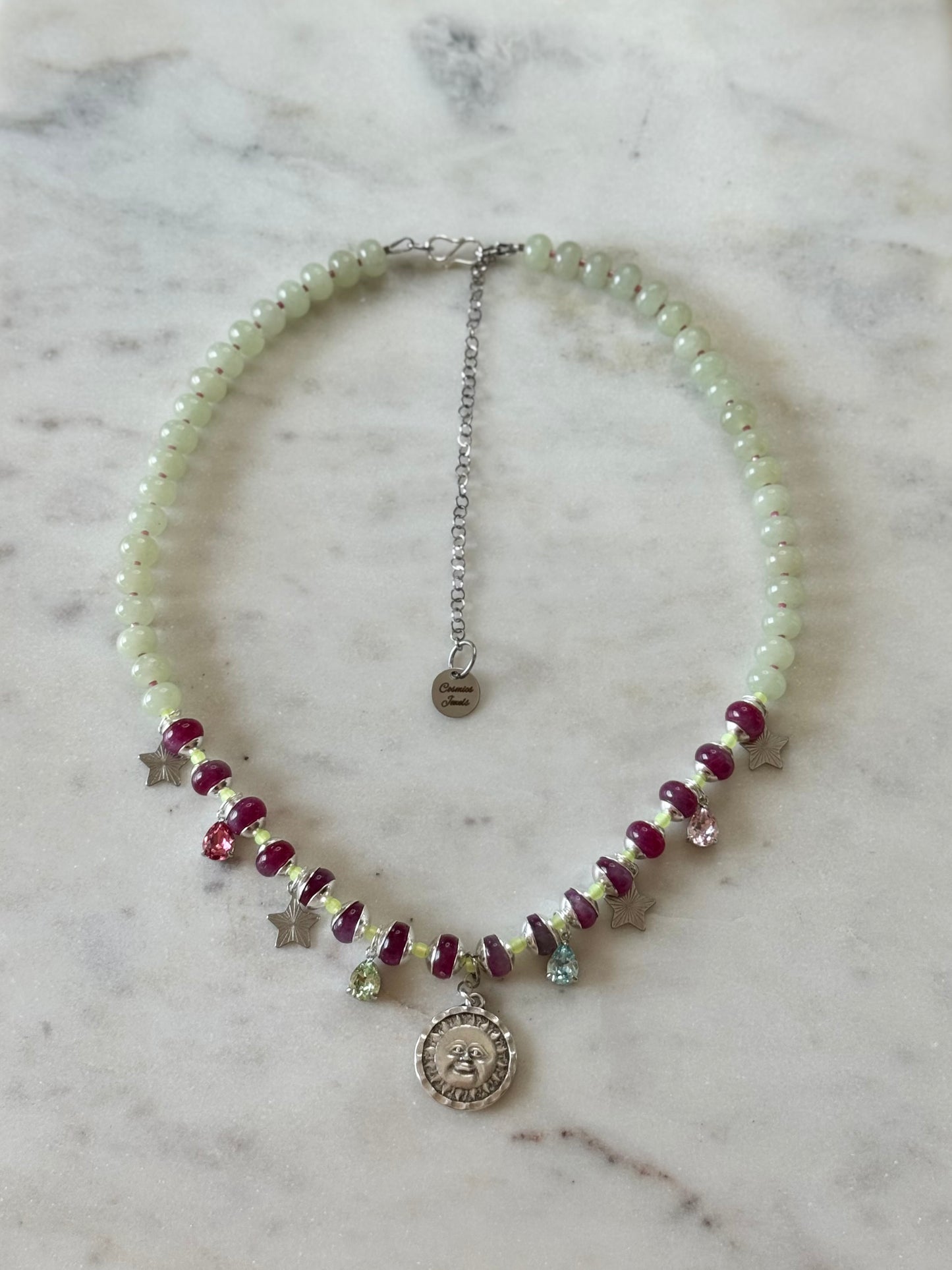 Collier Charms Jade — L’harmonie qui traverse les âges