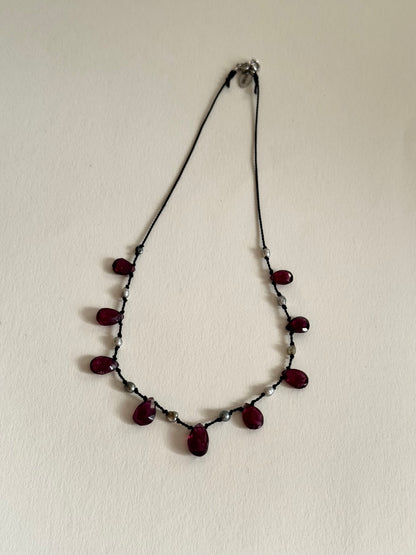 Collier Keishi & Grenat sur soie