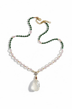 #125 Collana Giada verde, Cristallo di rocca, Granato