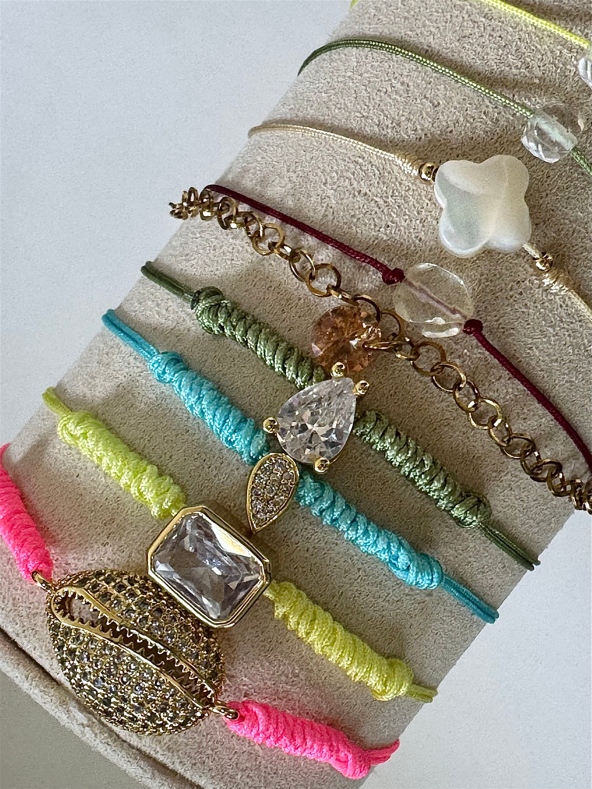 Braccialetti colorati regolabili