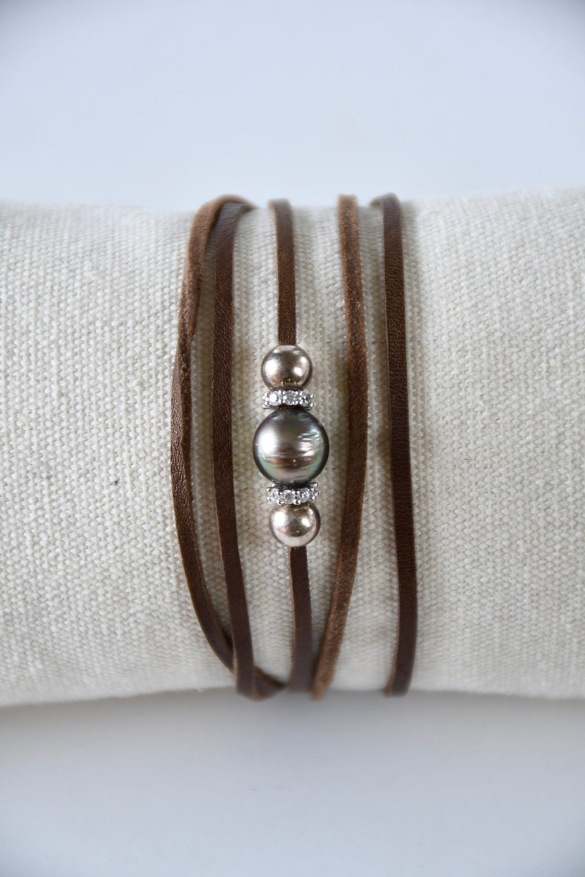 Collier perle de Tahiti & argent 925 sur cordon de cuir