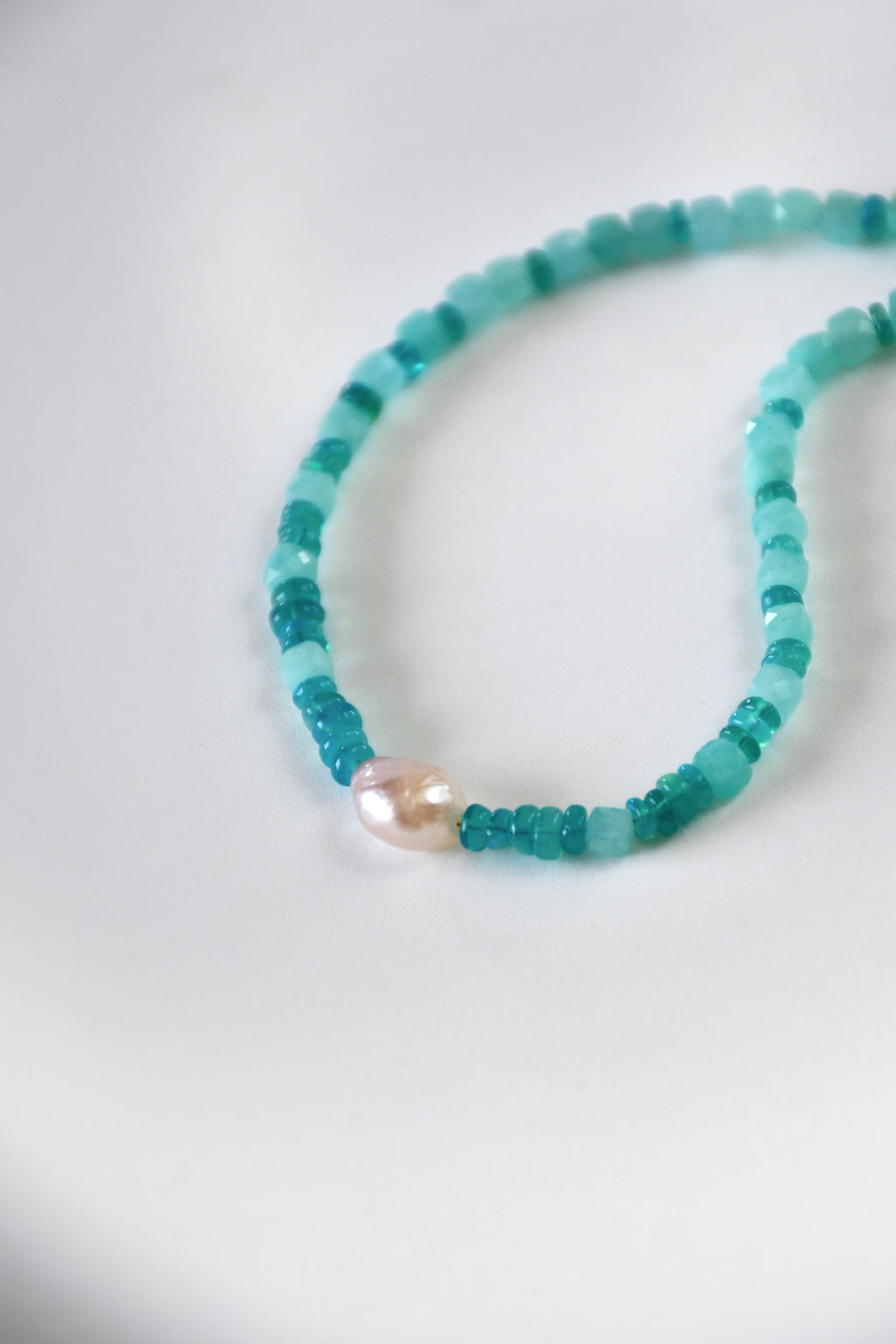 Collana Opale Etiopica, Amazzonite e Perla d'acqua dolce — L'anima serena