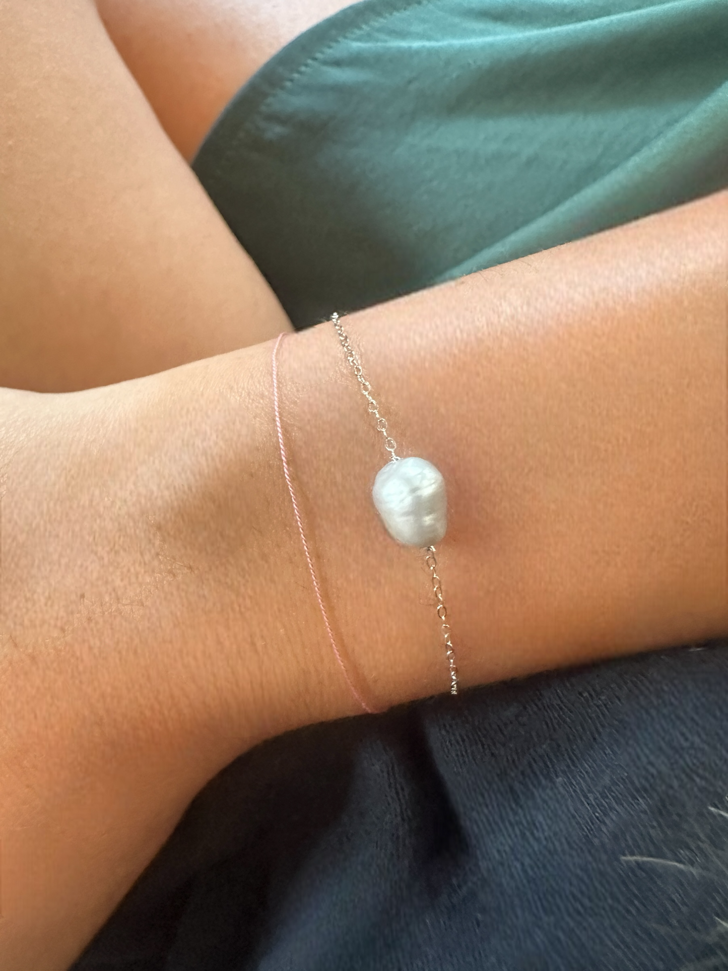 Bracelet Perle d’eau douce sur soie et argent 925