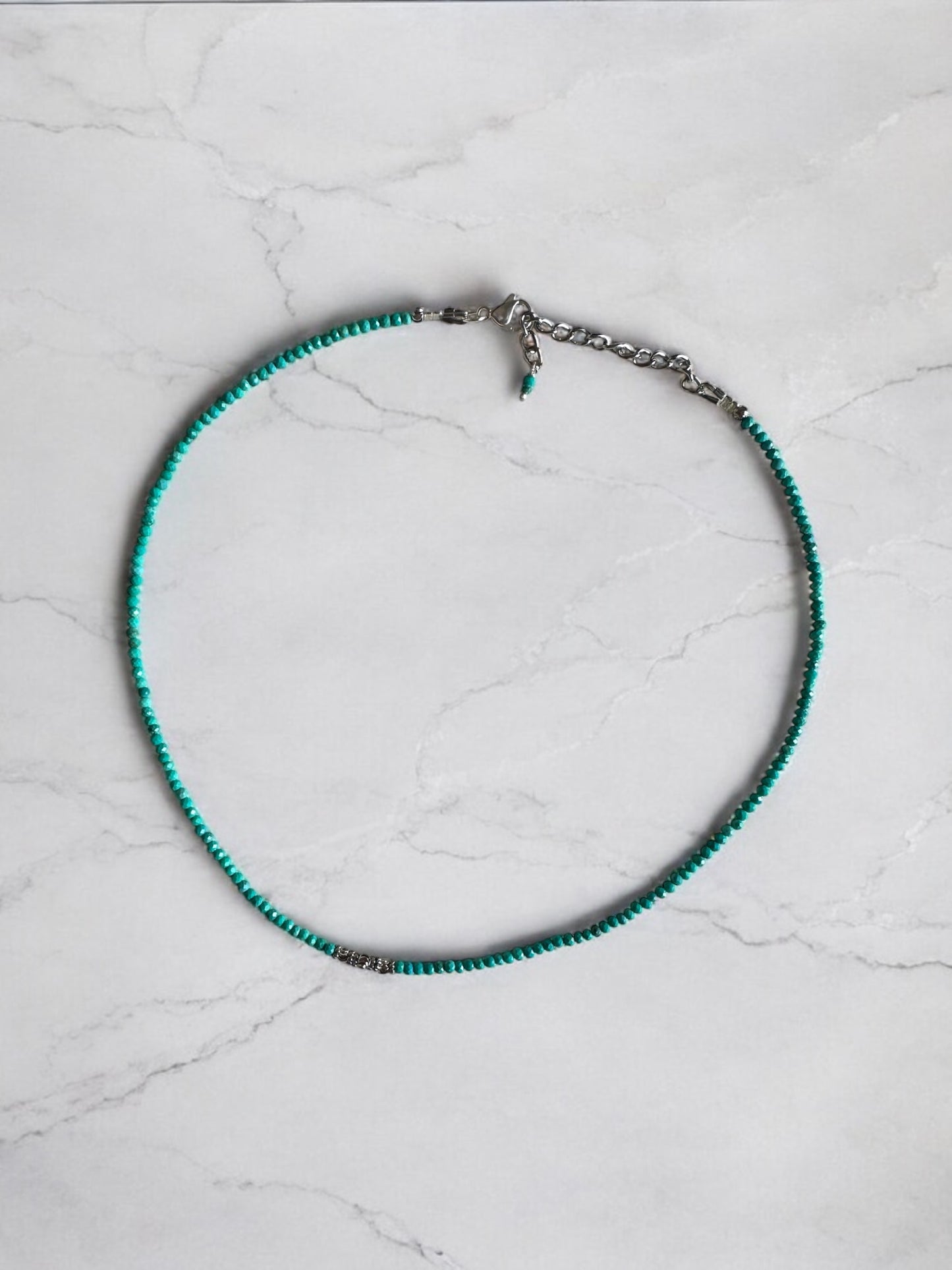 Colliers de pierres naturelles, Turquoise, Obsidienne, Aigue-Marine, Howlite, Goldstone