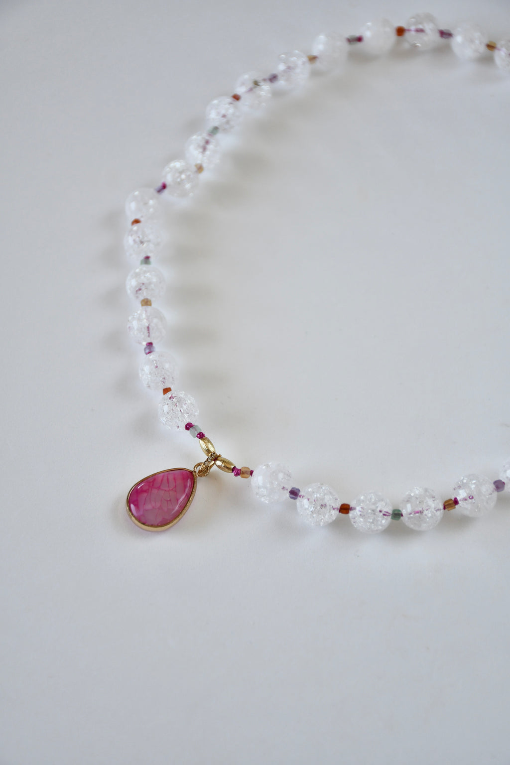 Collier Quartz Craquelé, Agate & MultiQuartz — Stabilité, Clarté & Harmonie