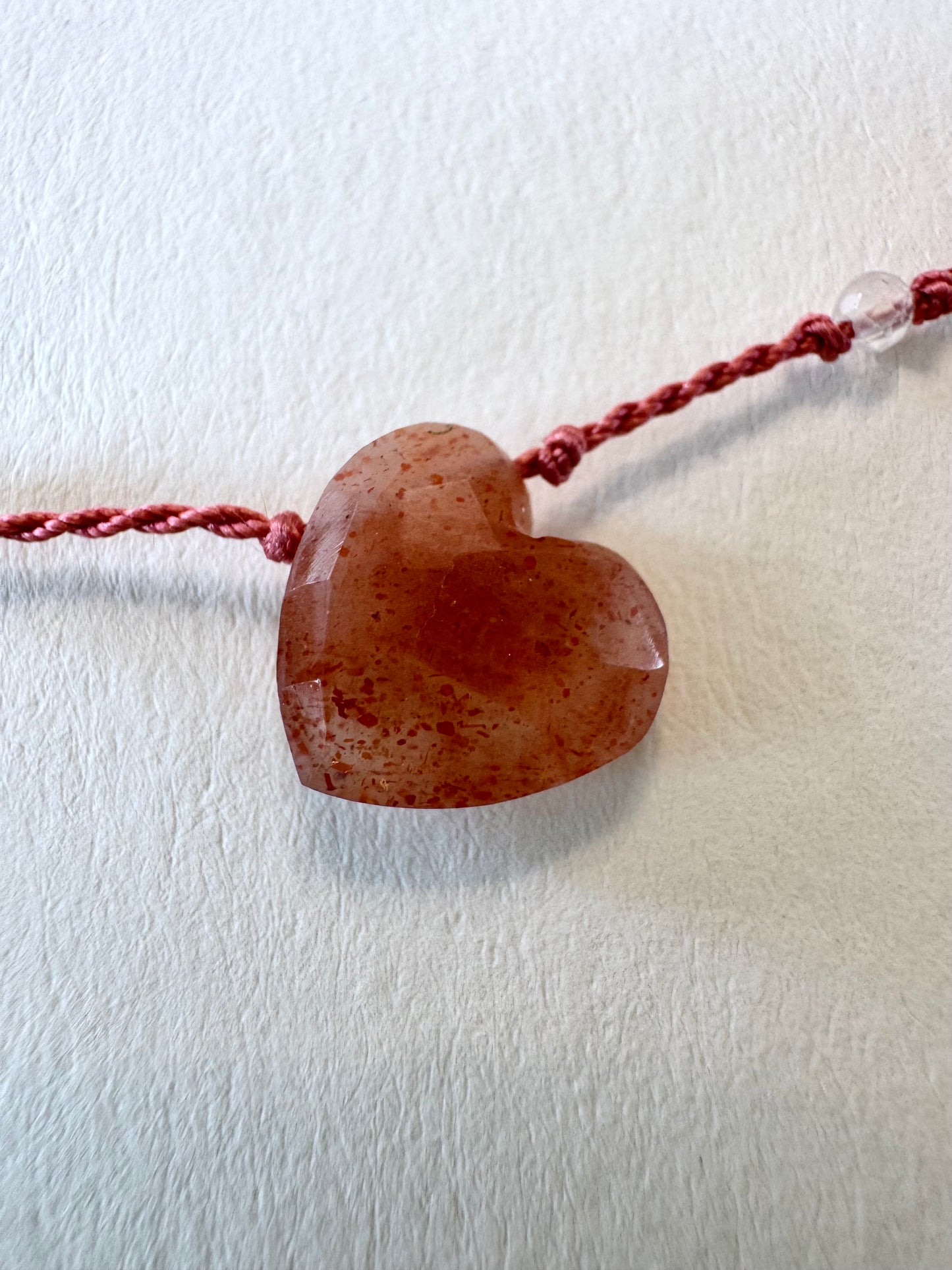 Collier Pierre de soleil sur soie