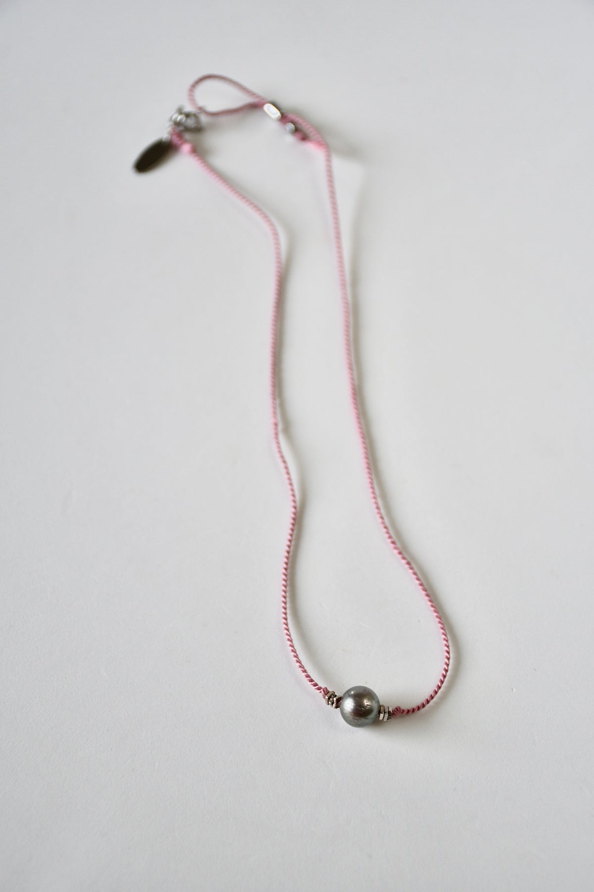 Collana perle di Tahiti su seta