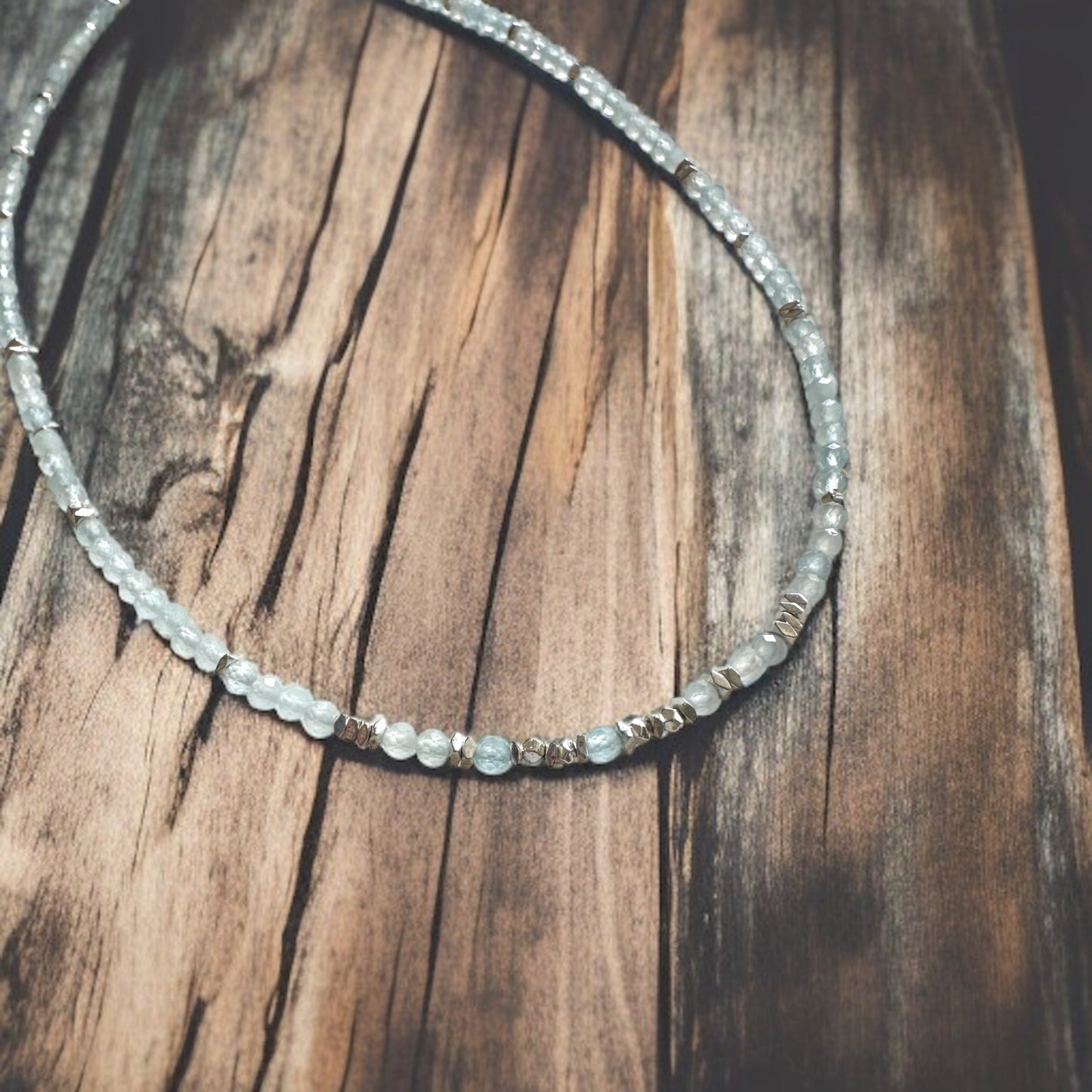 Colliers de pierres naturelles, Turquoise, Obsidienne, Aigue-Marine, Howlite, Goldstone