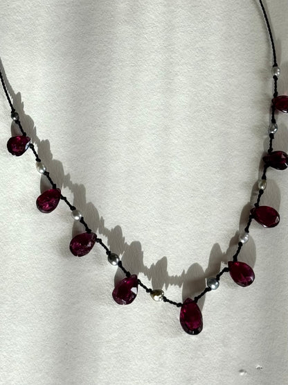 Collier Keishi & Grenat sur soie