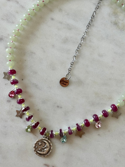Collier Charms Jade — L’harmonie qui traverse les âges