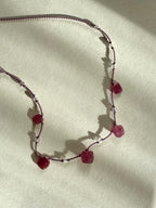 Collier Rubis brut & Améthyste lavande  sur soie