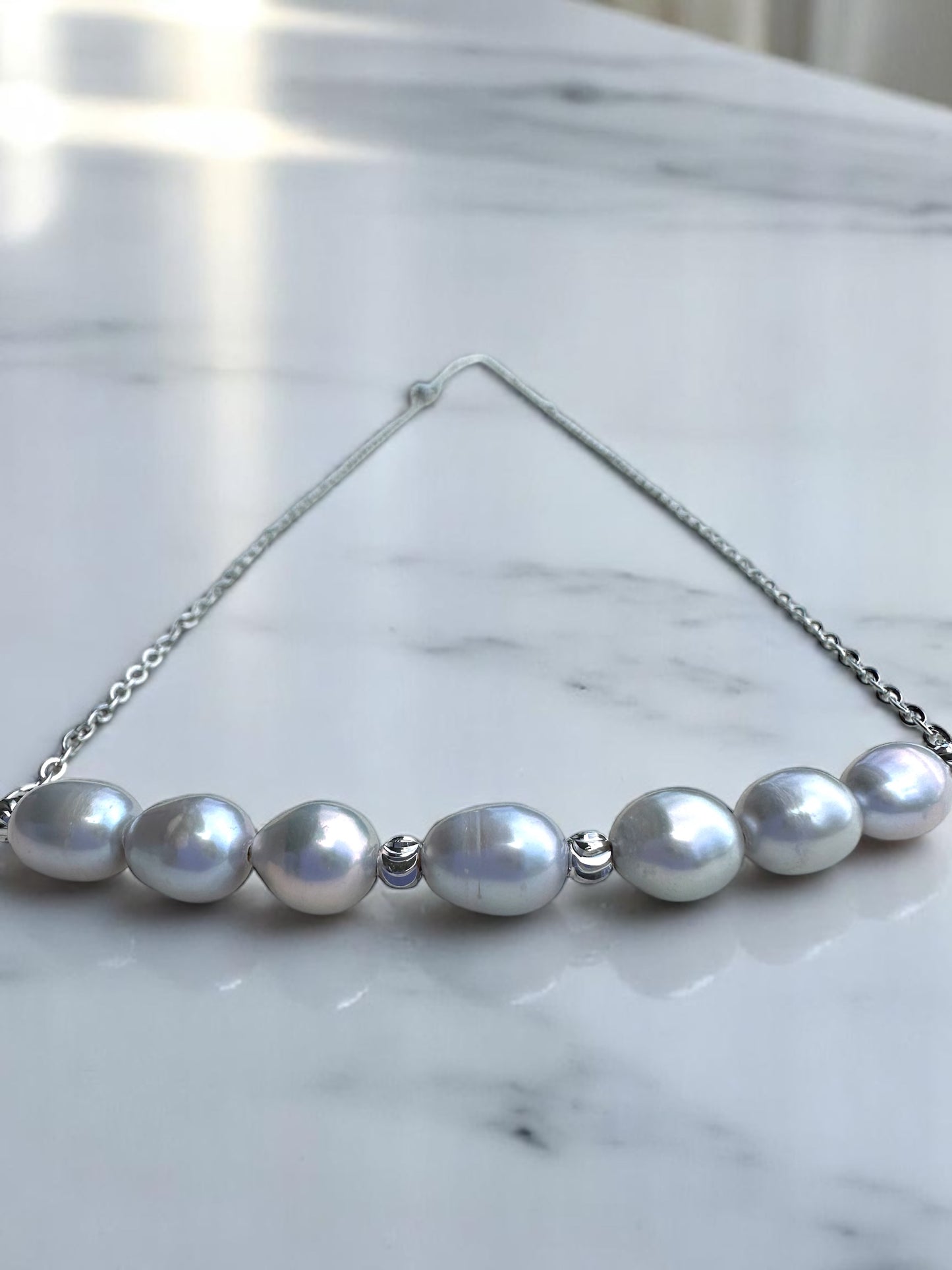 Collier en perles d’eau douce sur Acier Inox