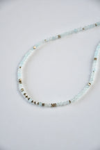 Colliers fins de pierres naturelles, Turquoise, Obsidienne, Aigue-Marine, Howlite, Goldstone