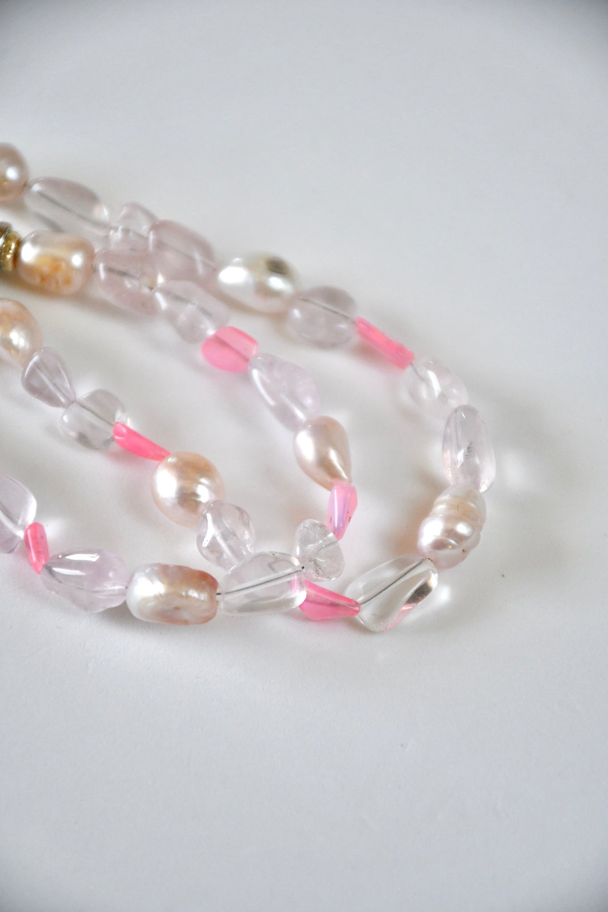Collana Opale Etiopica, Quarzo Rosa e Perla d'acqua dolce — L'amore in luce