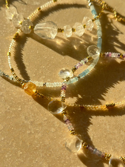 Collier Cristal de roche et Hématite – Clarté et Ancrage