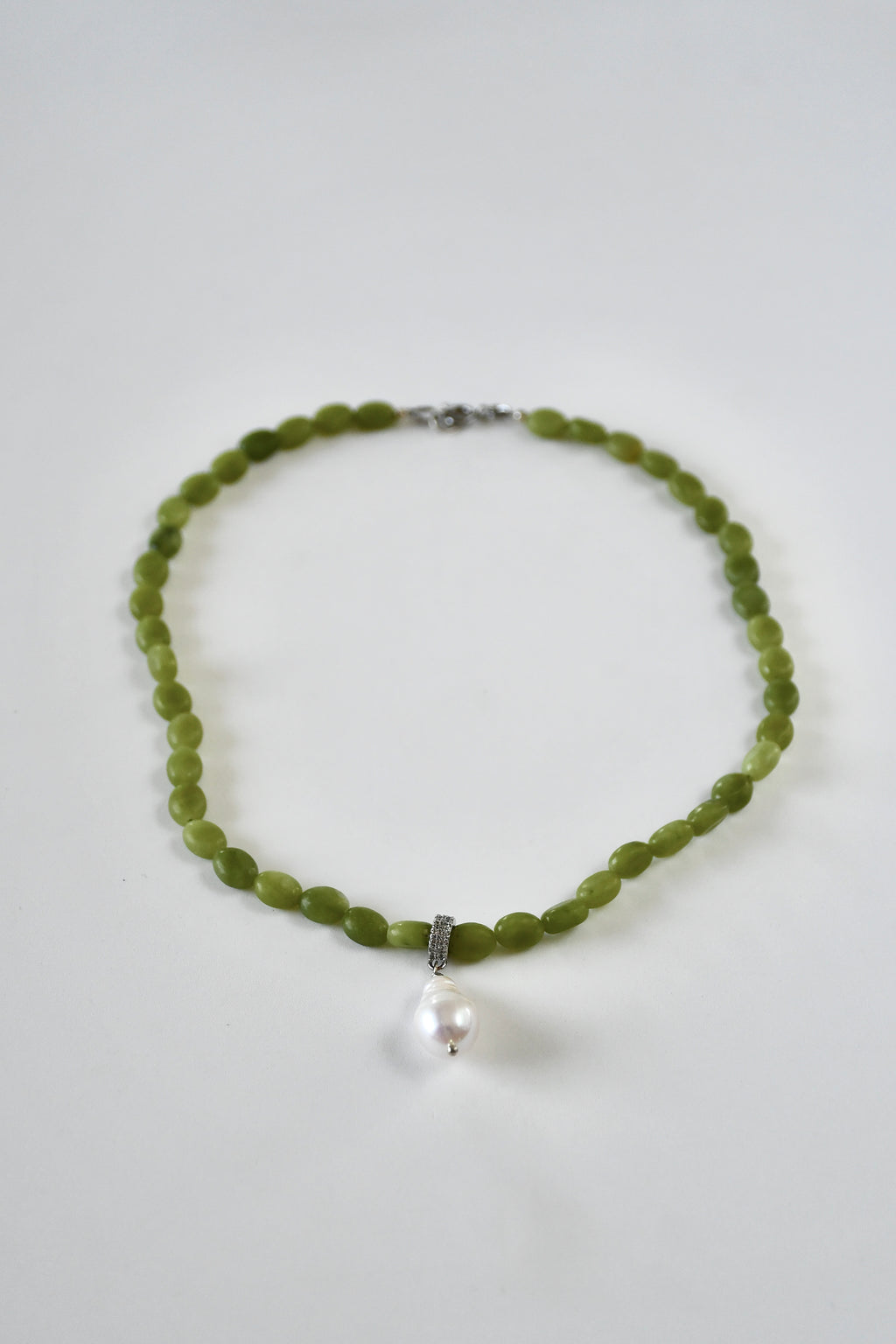 Collier Jade & Perle d’eau douce — Le cœur apaisé