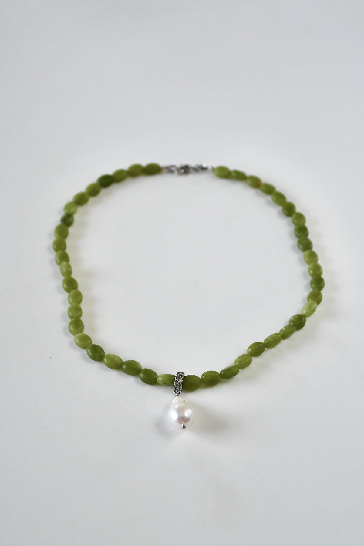 Collier Jade & Perle d’eau douce — Le cœur apaisé