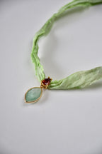 Collier Amazonite sur ruban de soie — L’esprit clarifié