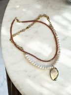 #41 Collier de perles d’eau douce et coquillage