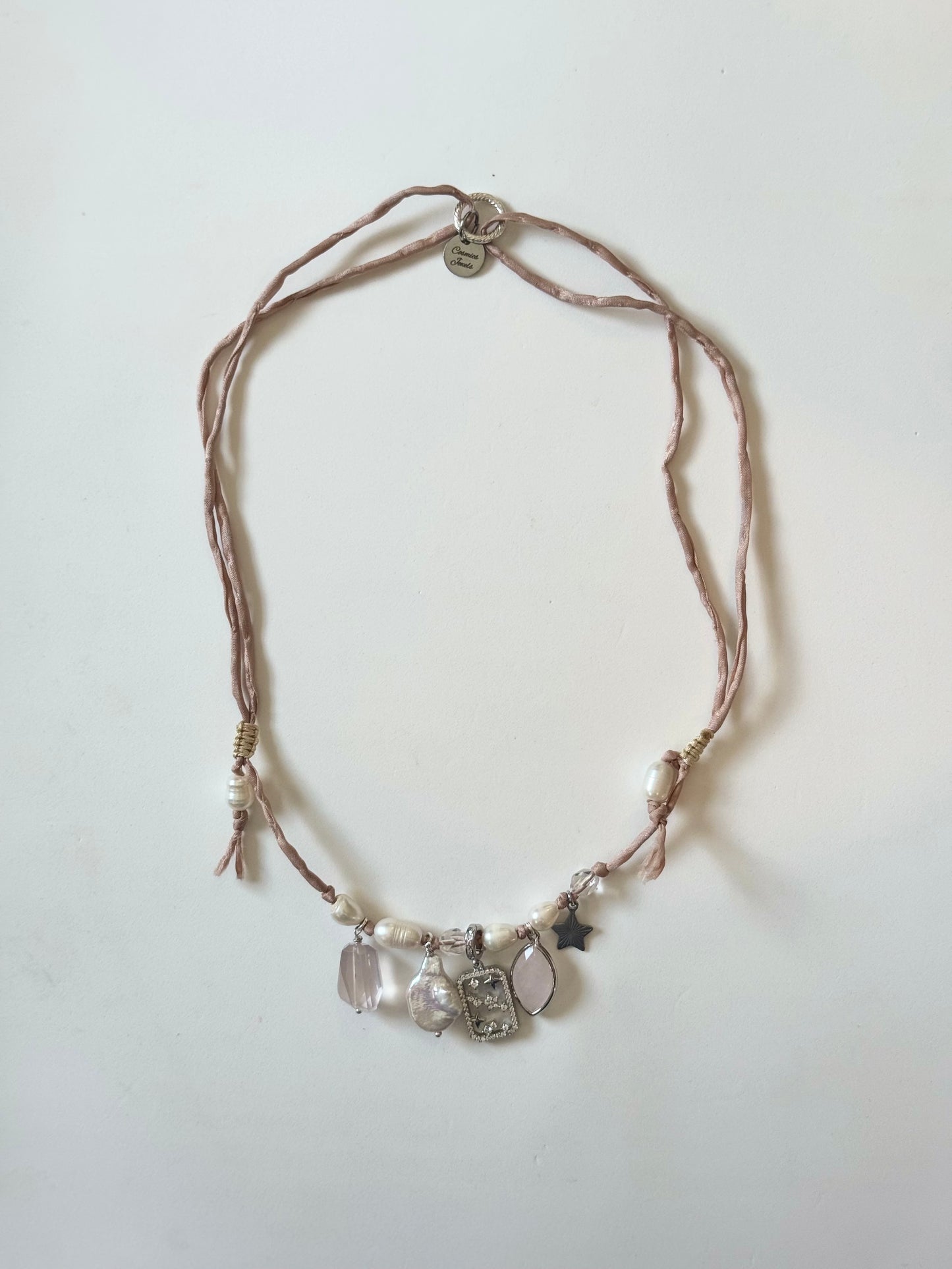 Collier Quartz rose & Perles sur soie