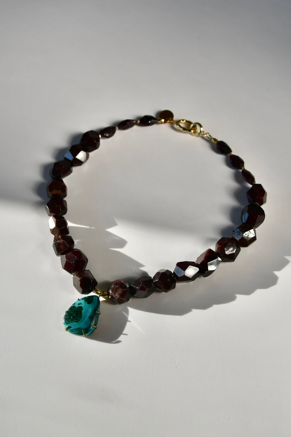 Collier iconique Grenat & Chrysocolle/Malachite