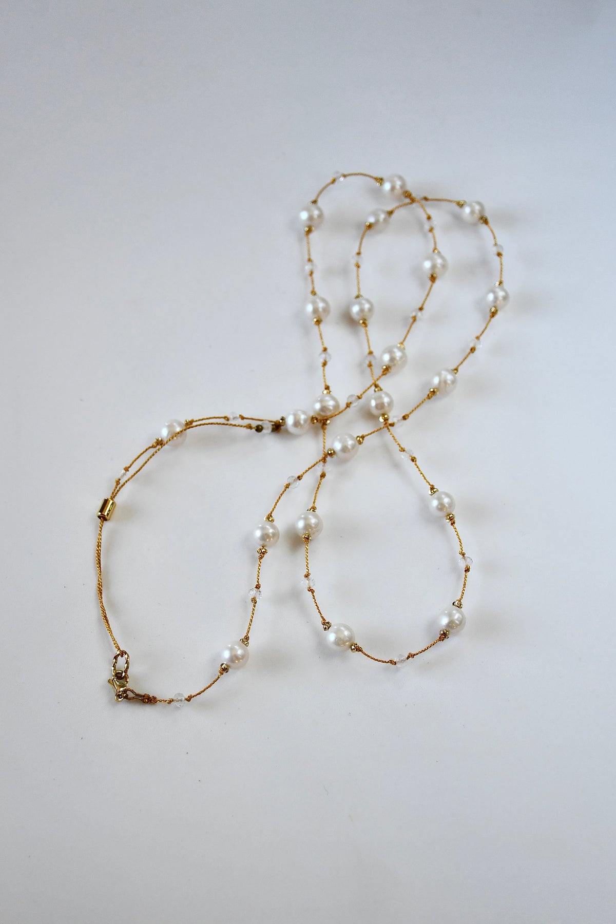 Collier “Cycle de lumière”, 21 perles d’eau douce