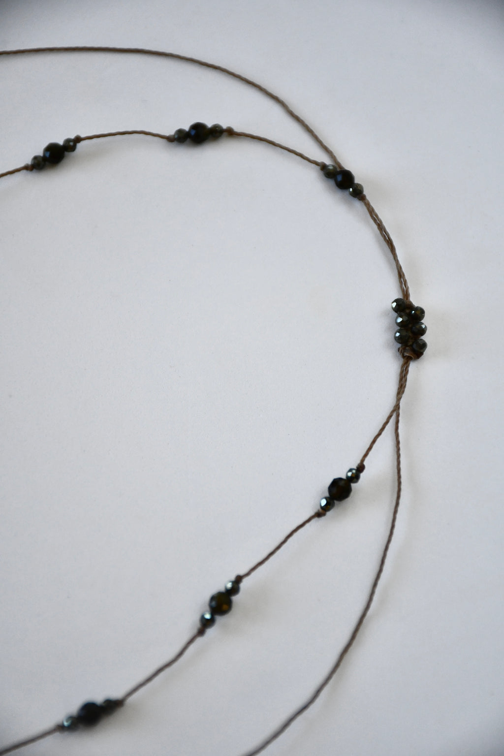 Collier coulissant Obsidienne & Pyrite