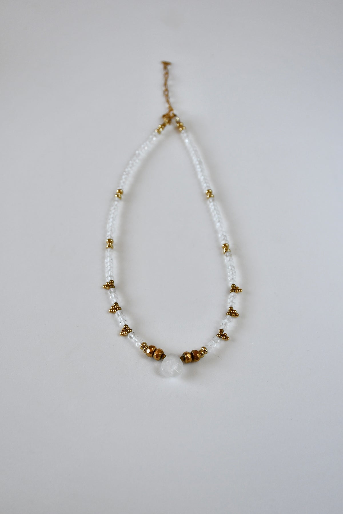 Collier Cristal de Roche – Clarté et vibration