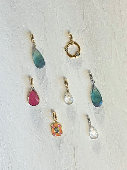 Divers pendentifs