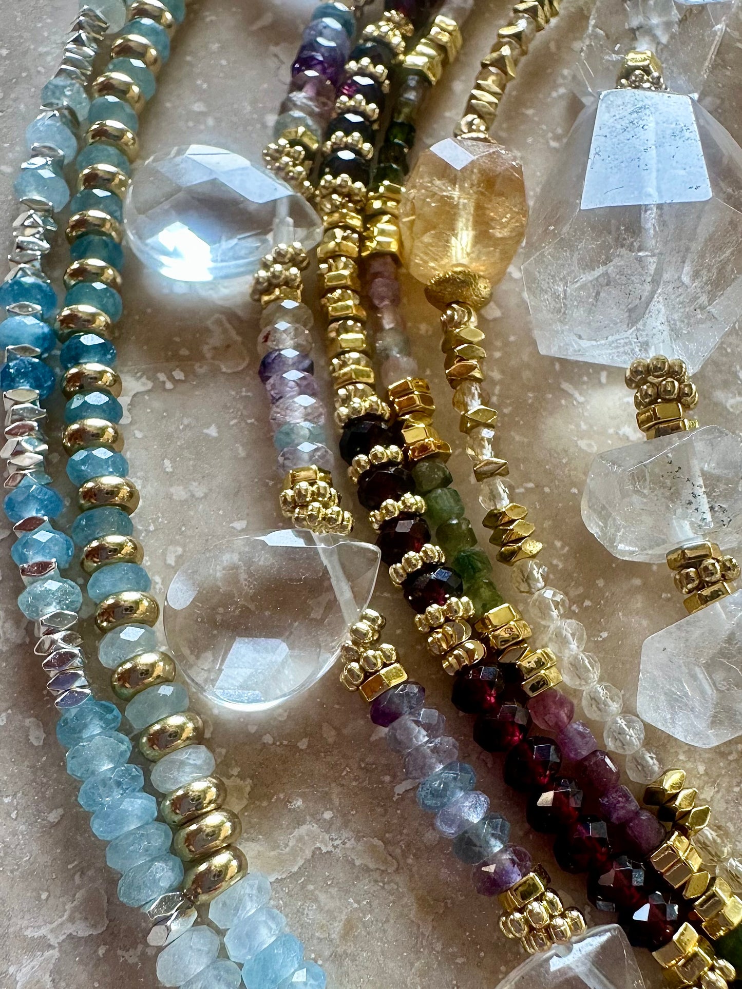 Collier Citrine et Hématite – Vitalité et Ancrage