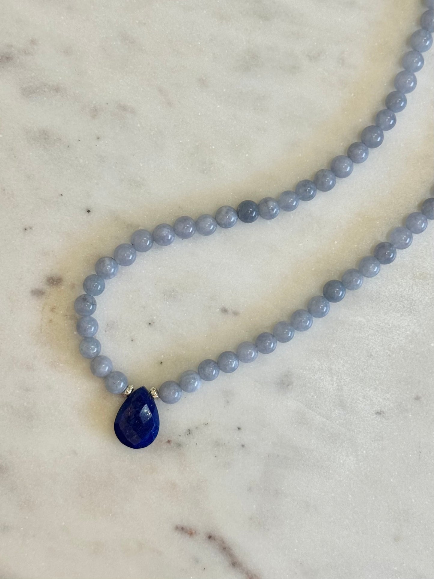 Collier Angélite & Lapis-Lazuli — L’appel du ciel intérieur