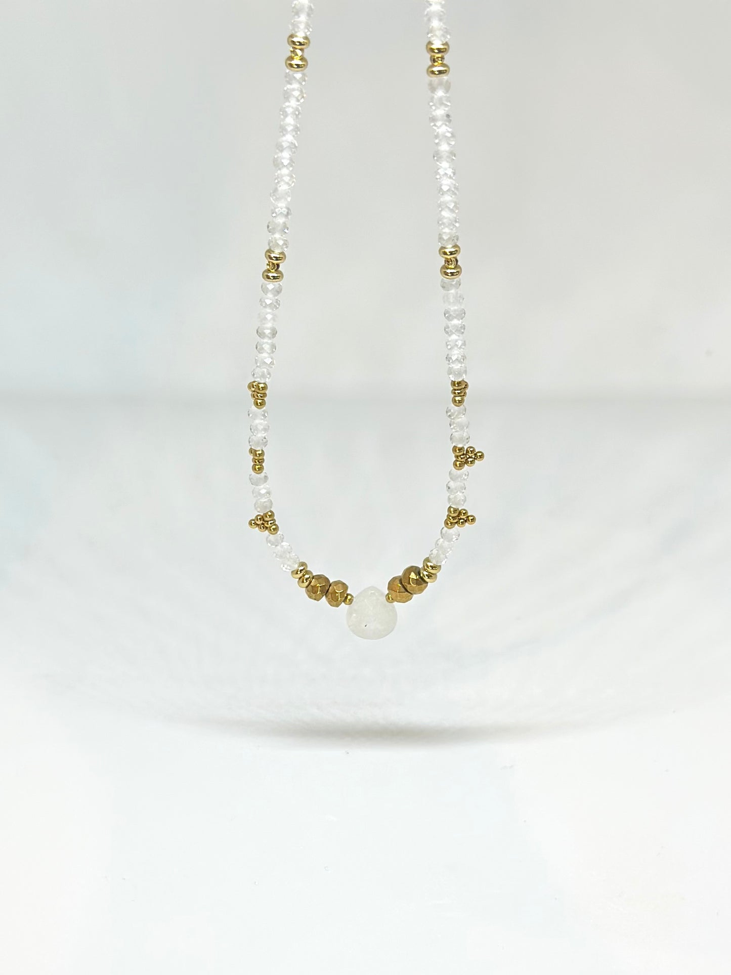 Collier Cristal de Roche – Clarté et vibration