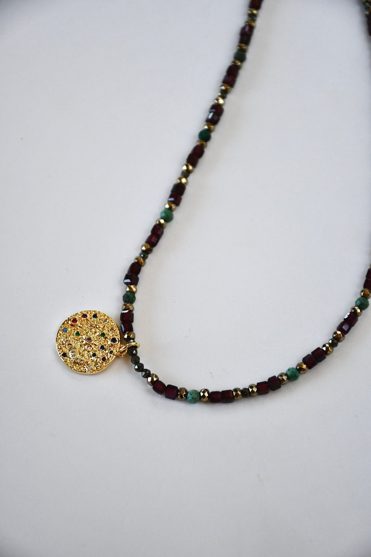 Collier Grenat, Chrysocolle & Pyrite — Le Feu Sacré