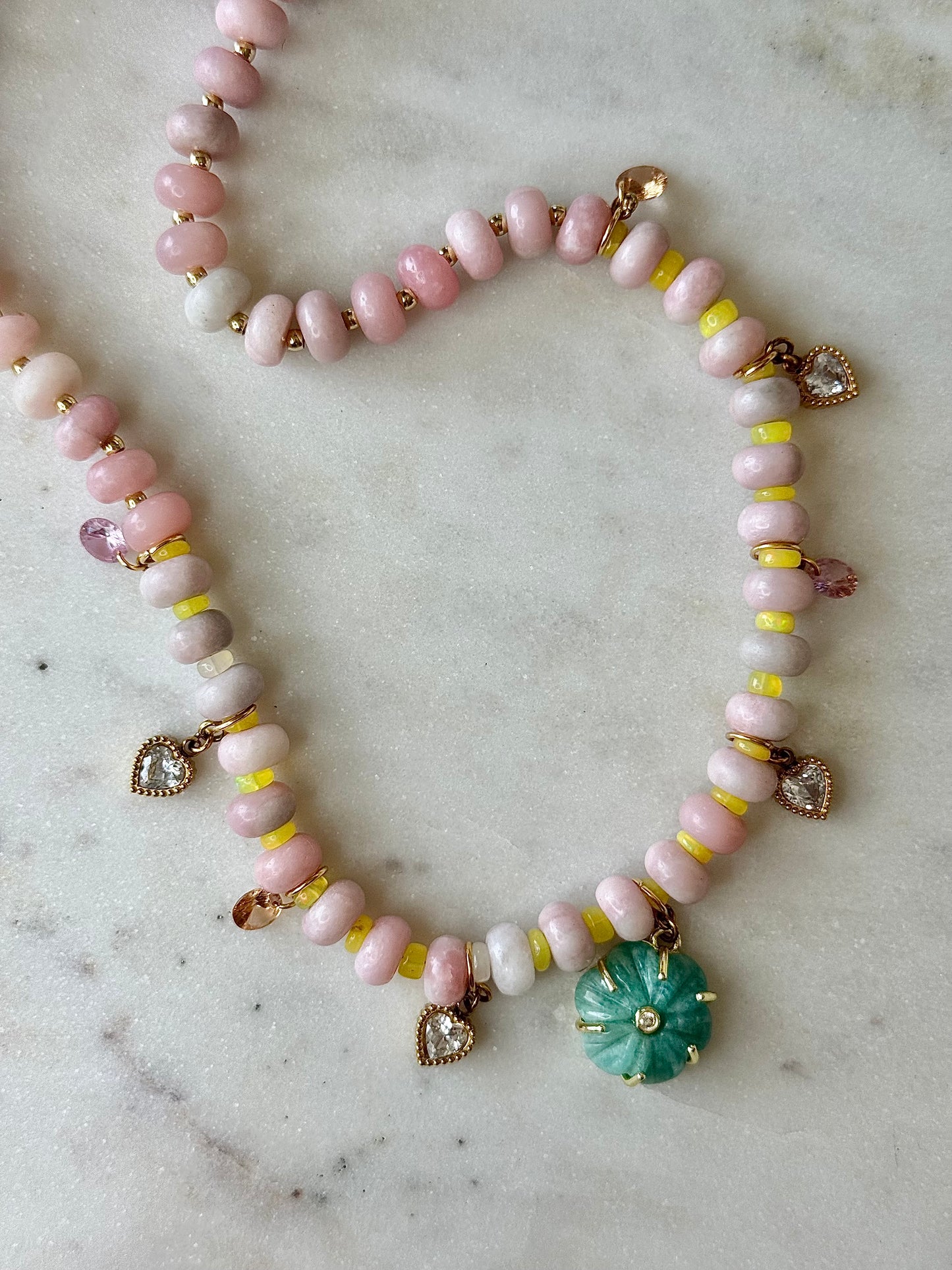 Collier Charms Opale & Amazonite  — Les trois grâces de l’âme féminine