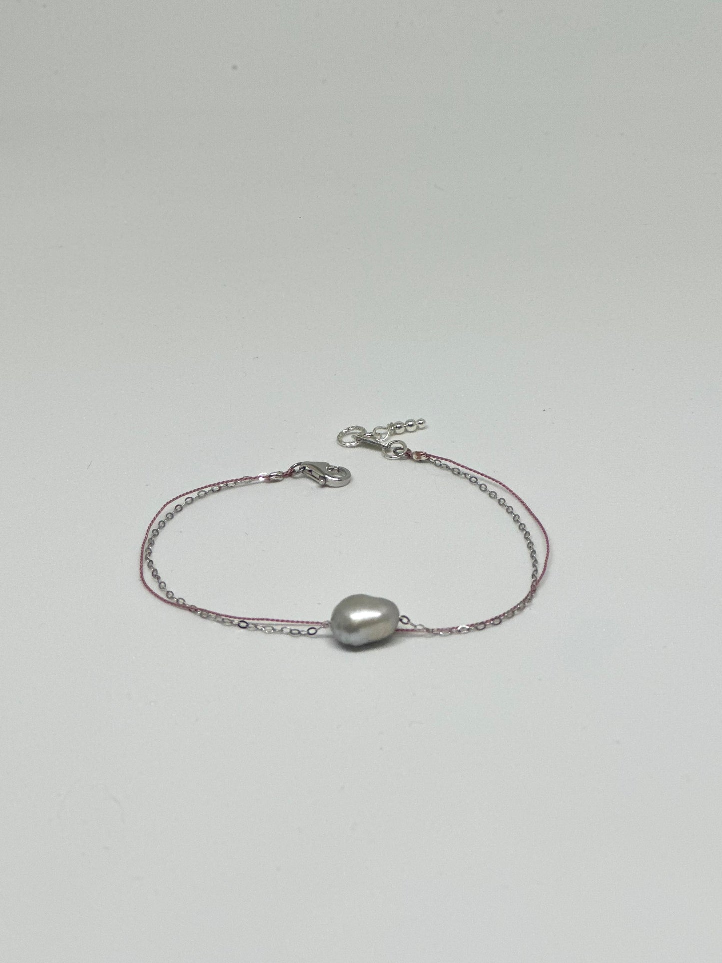 Bracelet Perle d’eau douce sur soie et argent 925