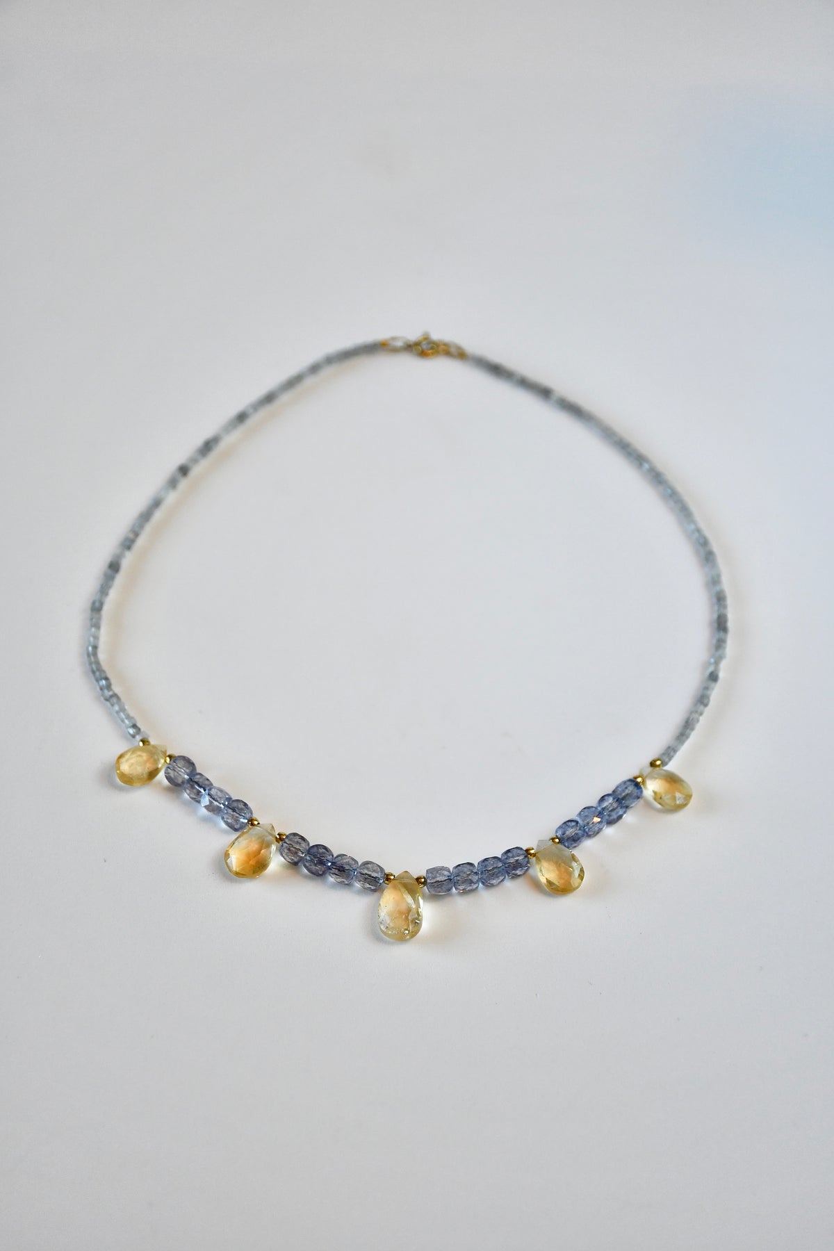 Collier Topaze, Citrine & Labradorite — La lumière qui protège