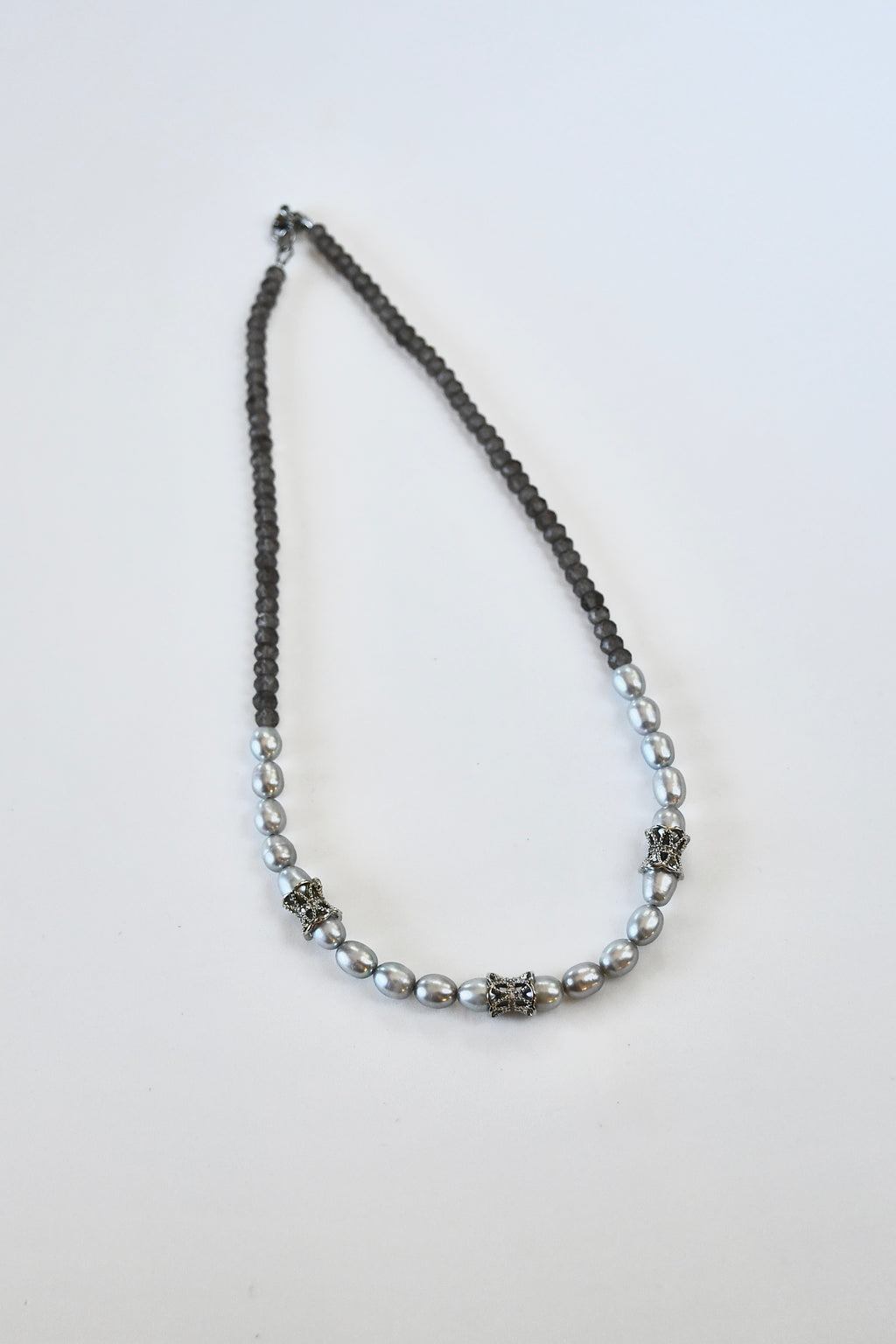 Collana Quarzo fumé e Perle d'acqua dolce — La Profondità Serena