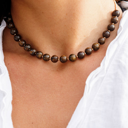 Collier Bronzite