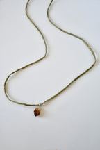 Collier Citrine sur soie — La Lumière Solaire