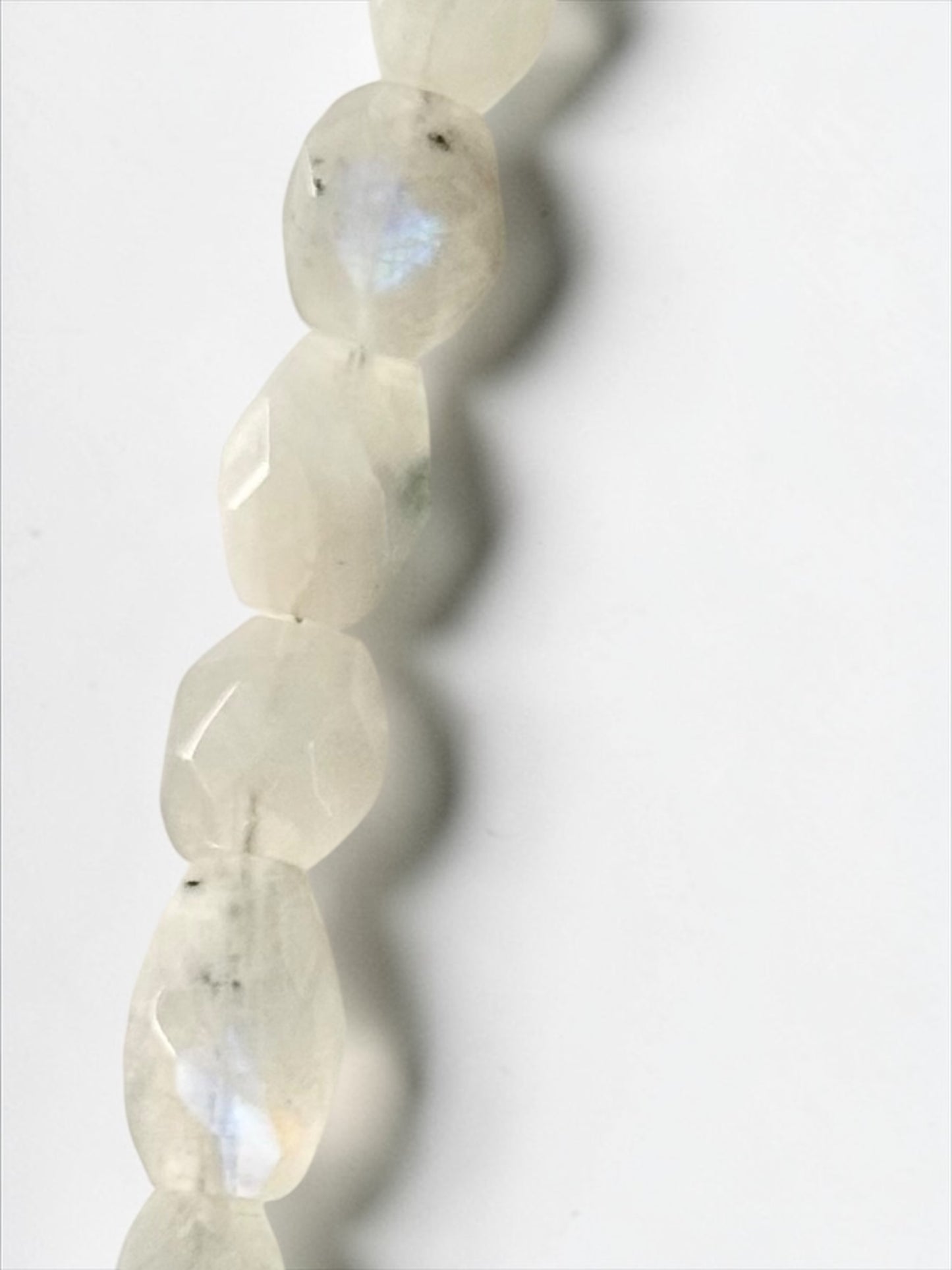 Collier Pierre de Lune — Intuition et équilibre intérieur