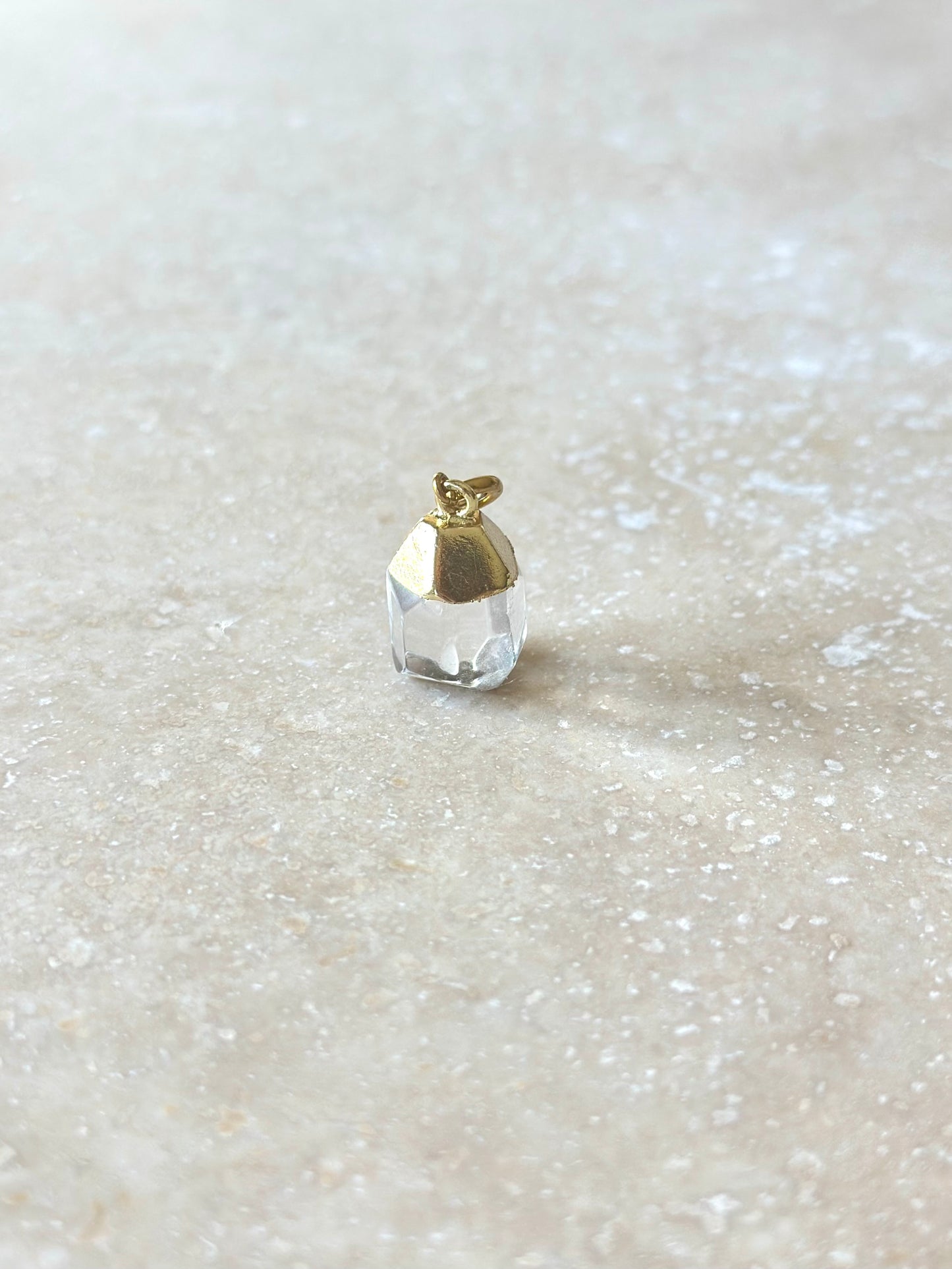 Pendentifs nacre et pierres naturelles