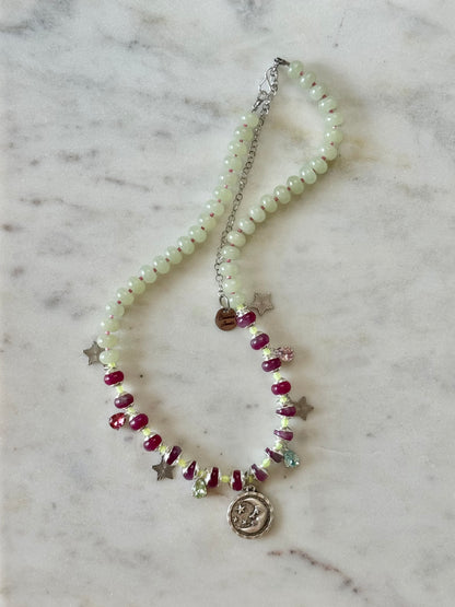 Collier Charms Jade — L’harmonie qui traverse les âges
