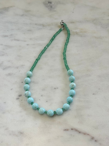 Collier Amazonite & Howlite — La paix comme fondation