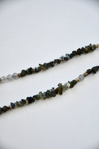 Collier opalescent, talisman – Opale noire d’Éthiopie, Pyrite et Labradorite | Protection, ancrage et lumière intérieure
