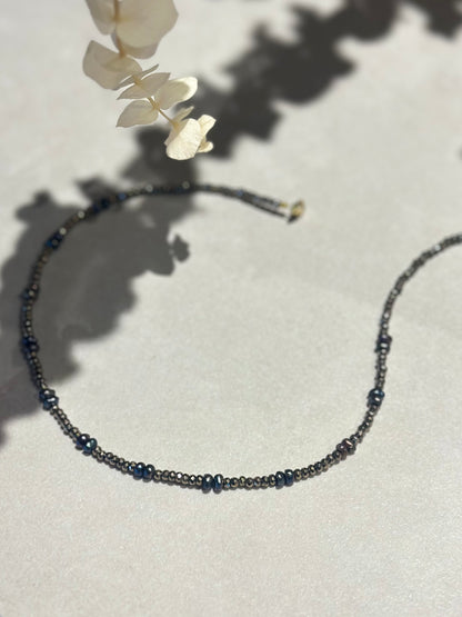 Collier keishi noirs