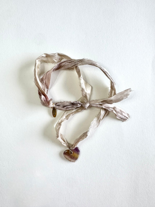 Collier Fluorite sur ruban de soie — L’Esprit Clarifié