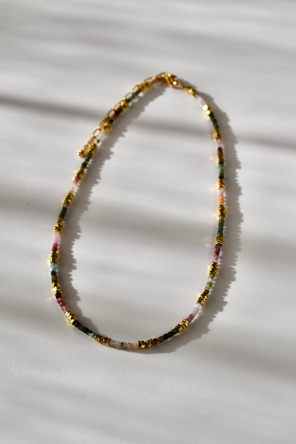 Collier fin Tourmaline multicolore – Équilibre et Harmonie des énergies
