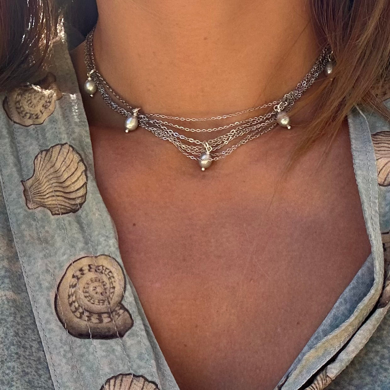 Collier rangs multiple acier argenté